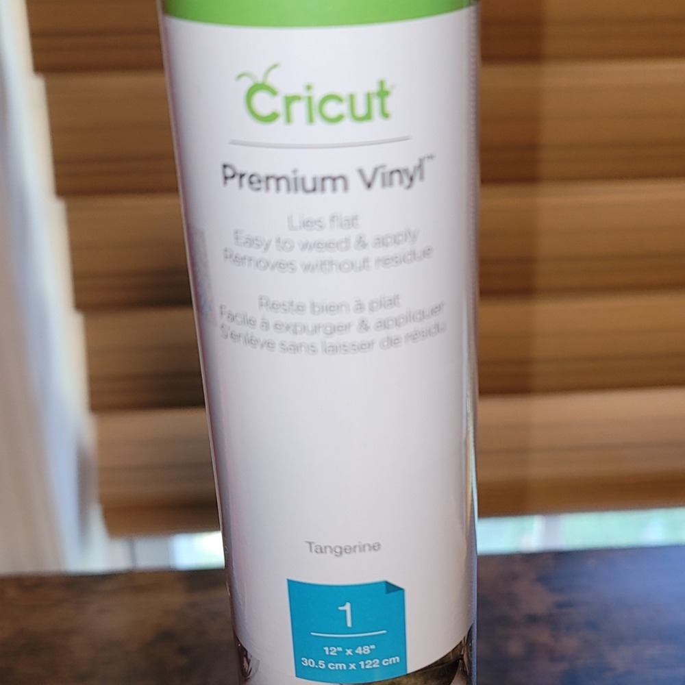 Cricut 2006571 Tangerine, Matte Premium Vinyl 12" x 48"‎